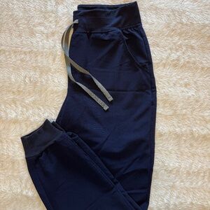 Figs - Women's Navy Zamora Jogger Scrub Pants - M